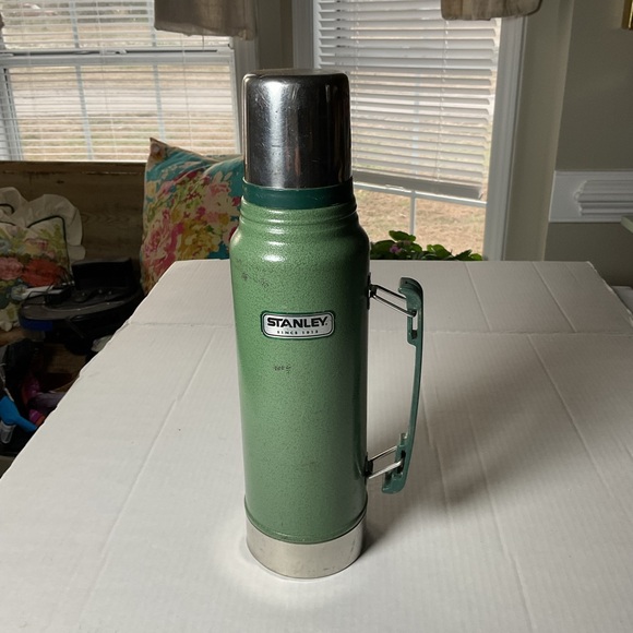 Stanley Classic Green Thermos with Silver Accents - Picture 1 of 6